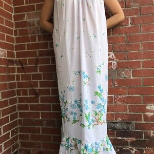 Vintage Boudoir White Floral Nightgown Hawaiian Style